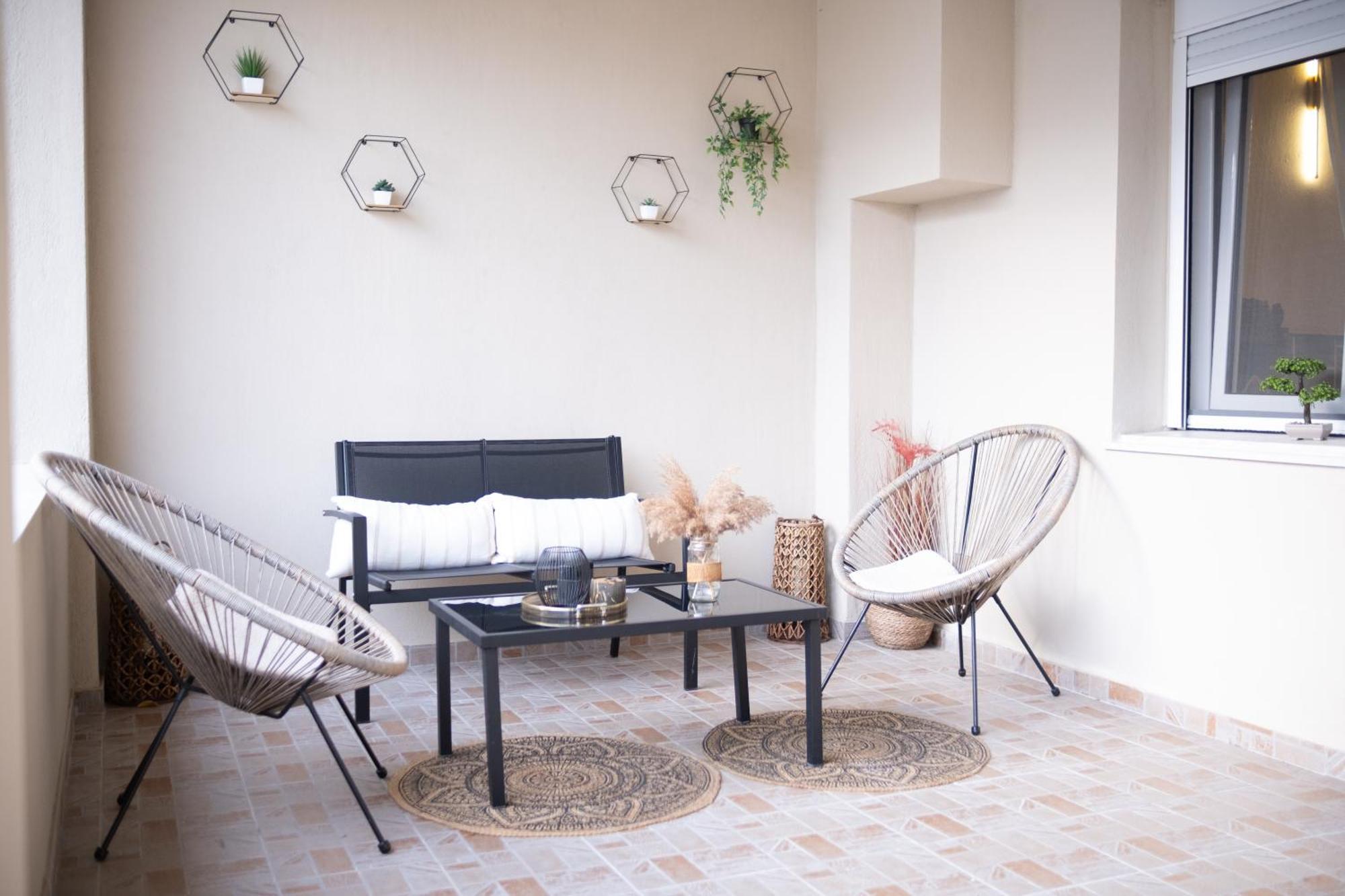 Chara'S Luxury Home กาลัมปากา ภายนอก รูปภาพ